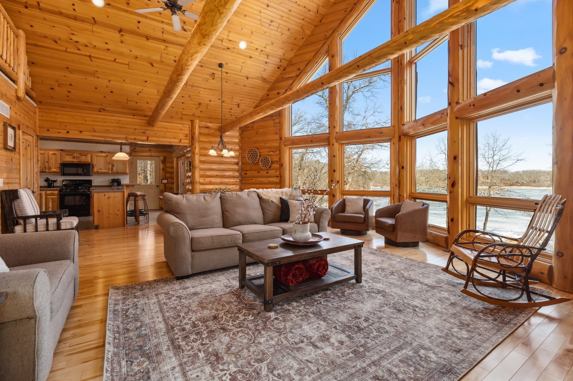 Rustic Ridge Lodge — photo 4